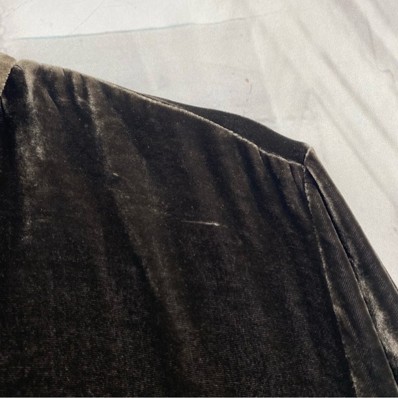 NEW Eileen Fisher Medium Long Sleeve Velvet Shirt Woodland Green Button High Low - Picture 10 of 14